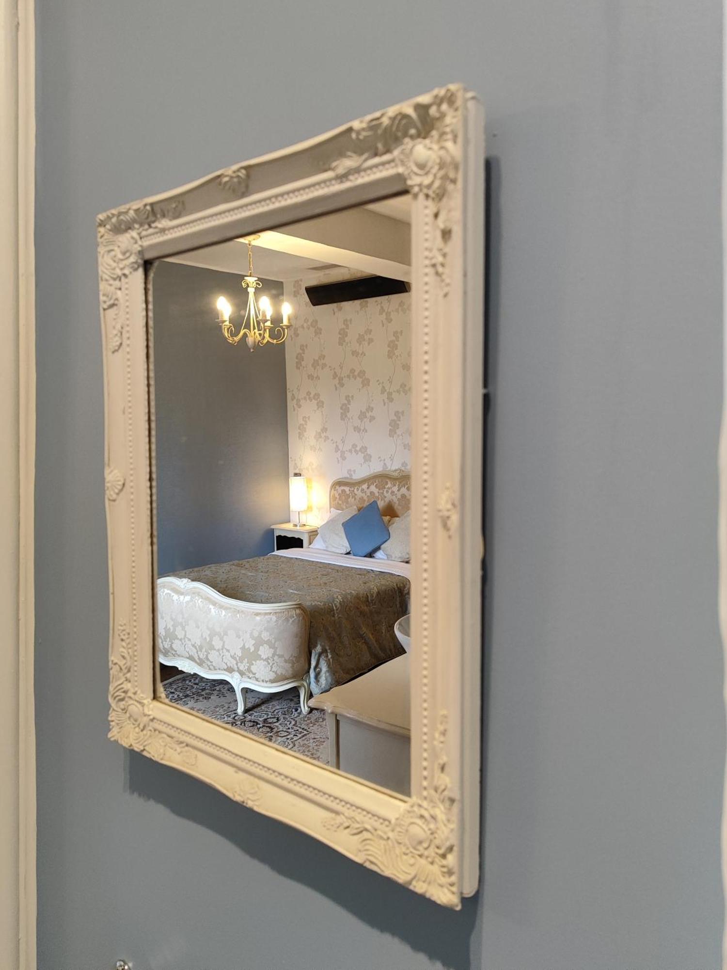 L'Entree Chambres D'Hotes Bar & Restaurant Castillonnes ภายนอก รูปภาพ